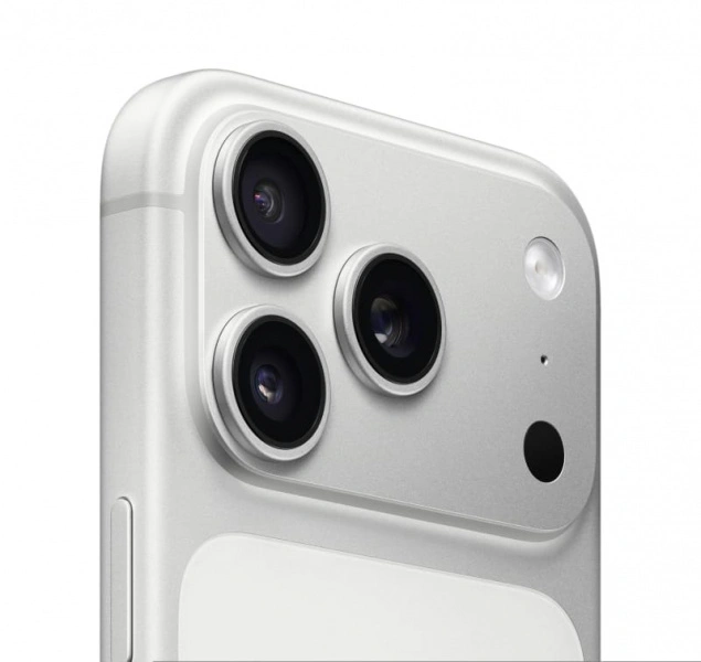 Смартфон Apple iPhone 17 Pro 256Gb Серебристый (sim) (Уцененный товар). Фото 3