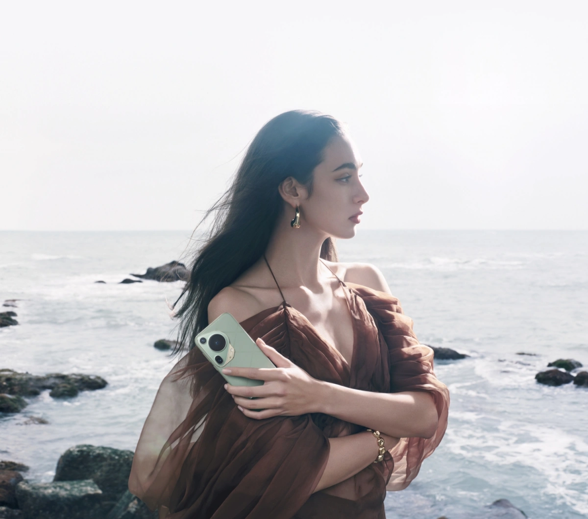 Смартфон Huawei Pura 70 Ultra 16/512Гб Зелёный (HBP-LX9). Фото 6